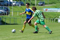 Dominik Hřib (vlevo) vstřelil sice hattrick, ale k bodům to nepomohlo